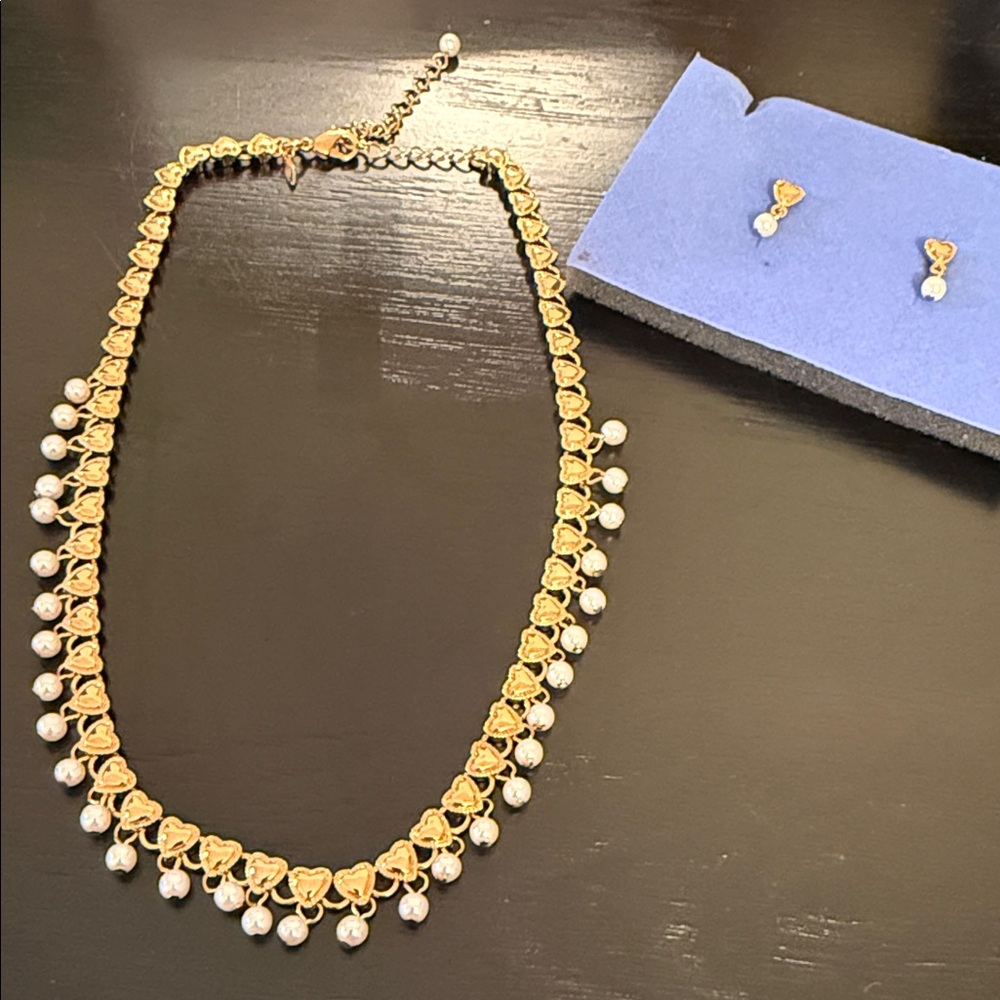 Goldtone Heart And Pearlesque Drop Giftset